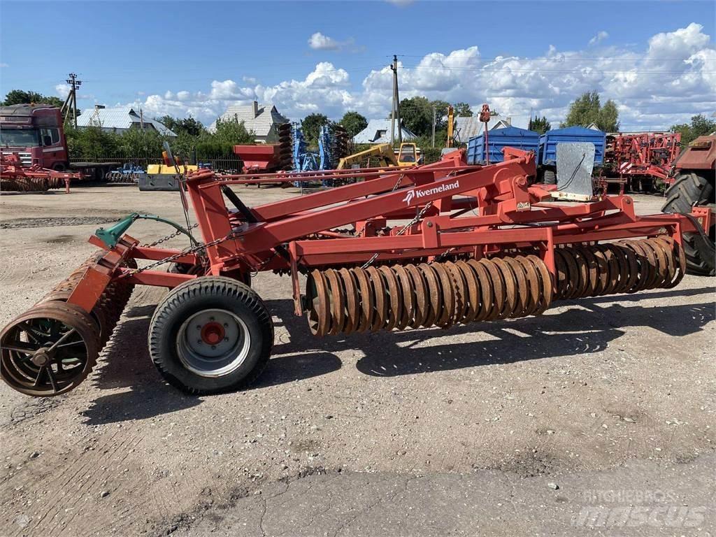 Kverneland 920 Farm machinery
