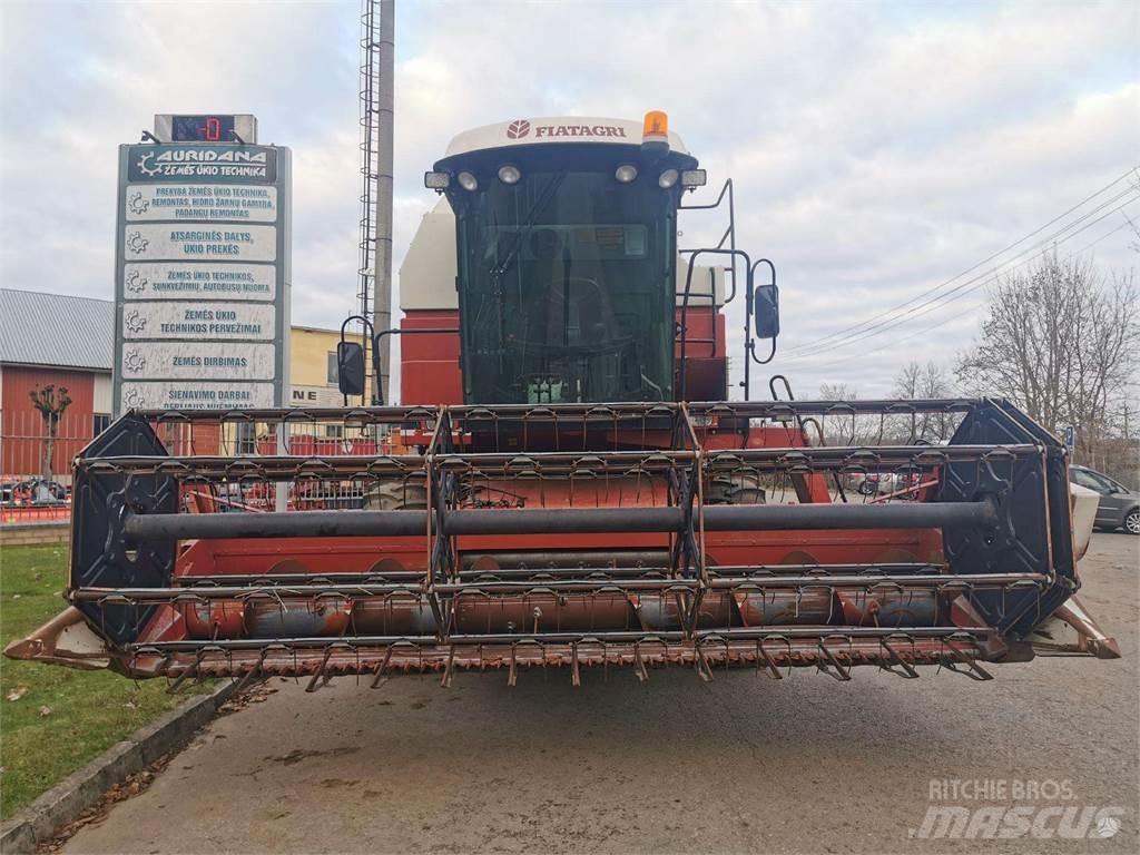 Laverda 3750 Combine harvesters