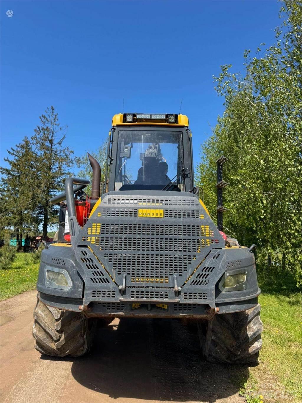 Ponsse Buffalo Forwarders