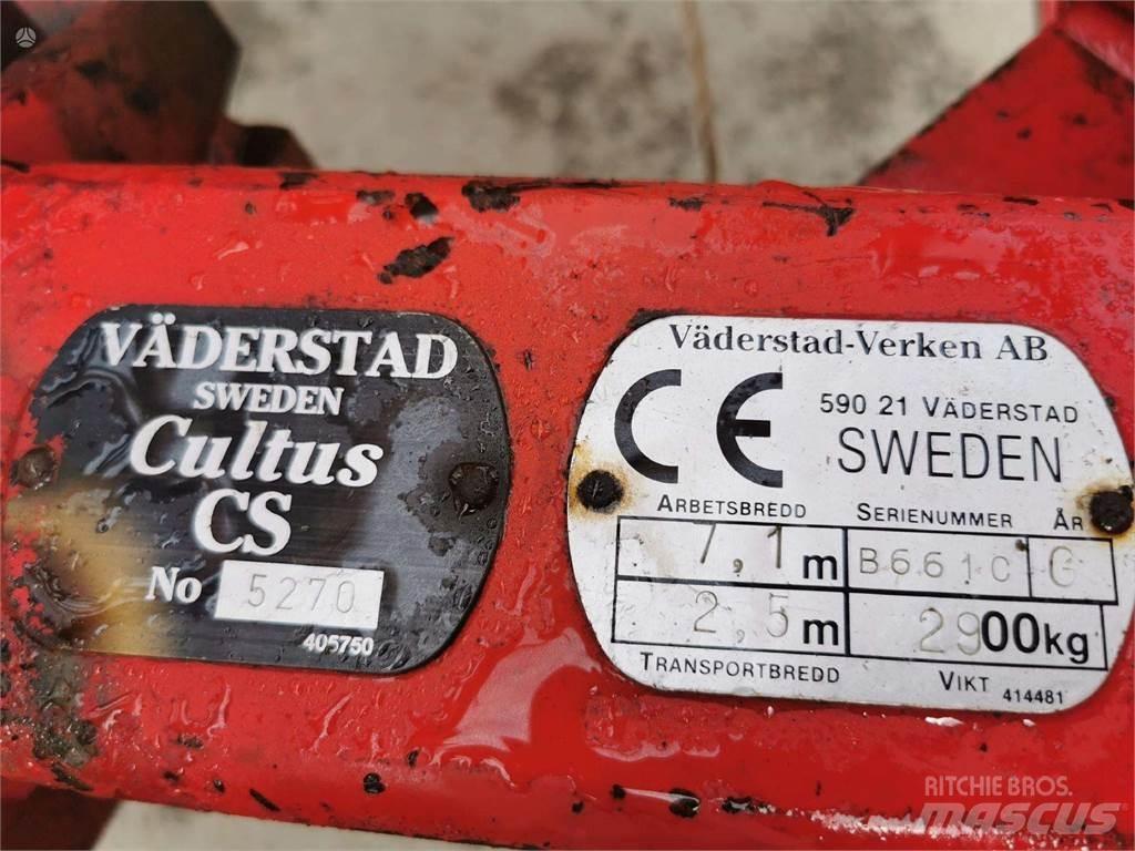 Väderstad Cultus Farm machinery