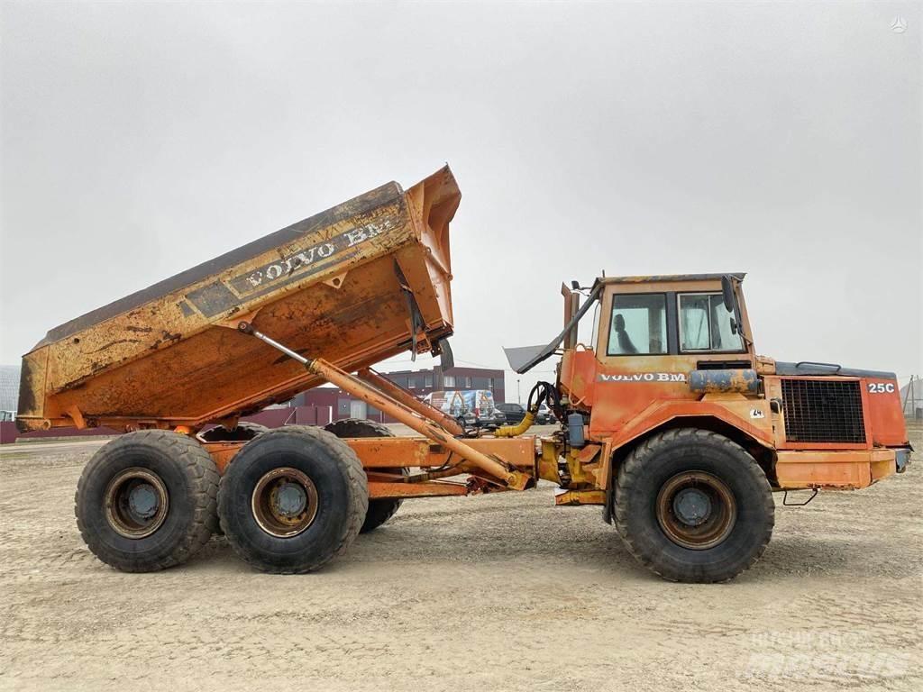 Volvo A25C , Nr.1 Articulated Haulers