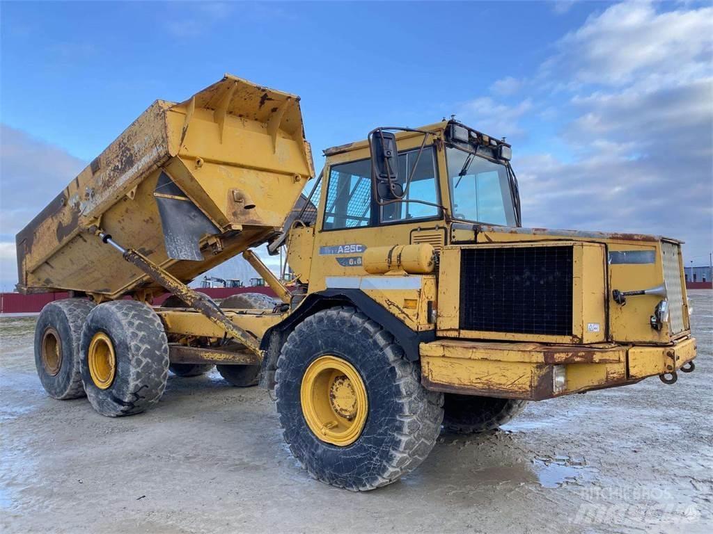 Volvo A25C , Nr.4 Articulated Haulers