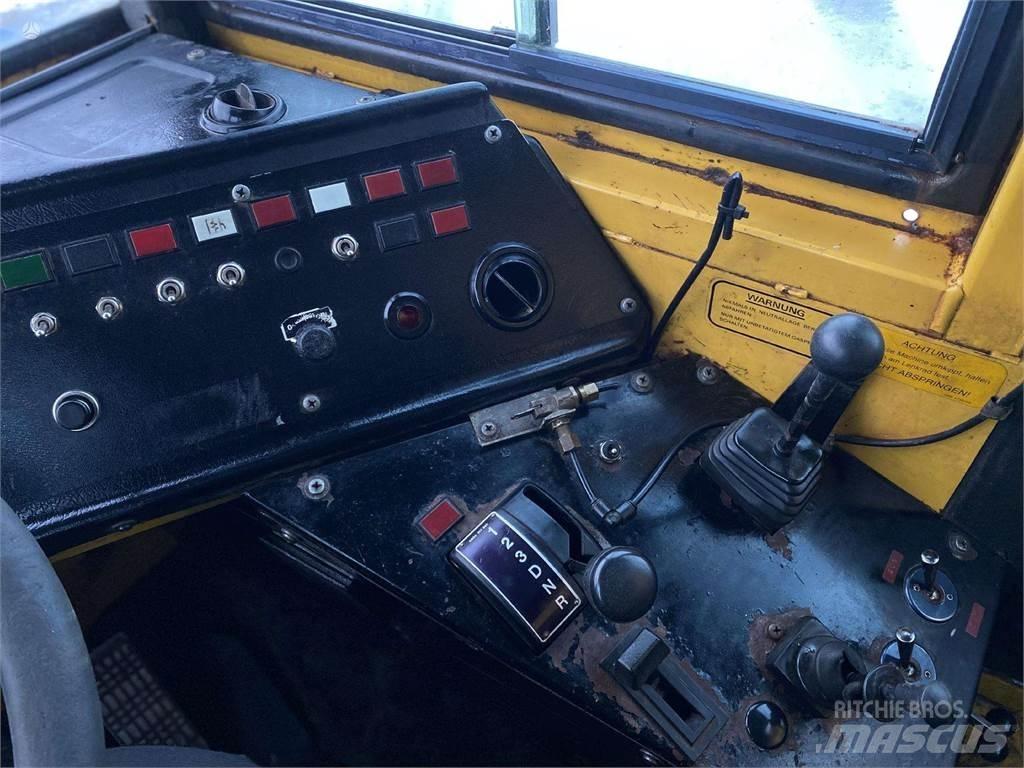 Volvo A25C , Nr. 5 Articulated Haulers