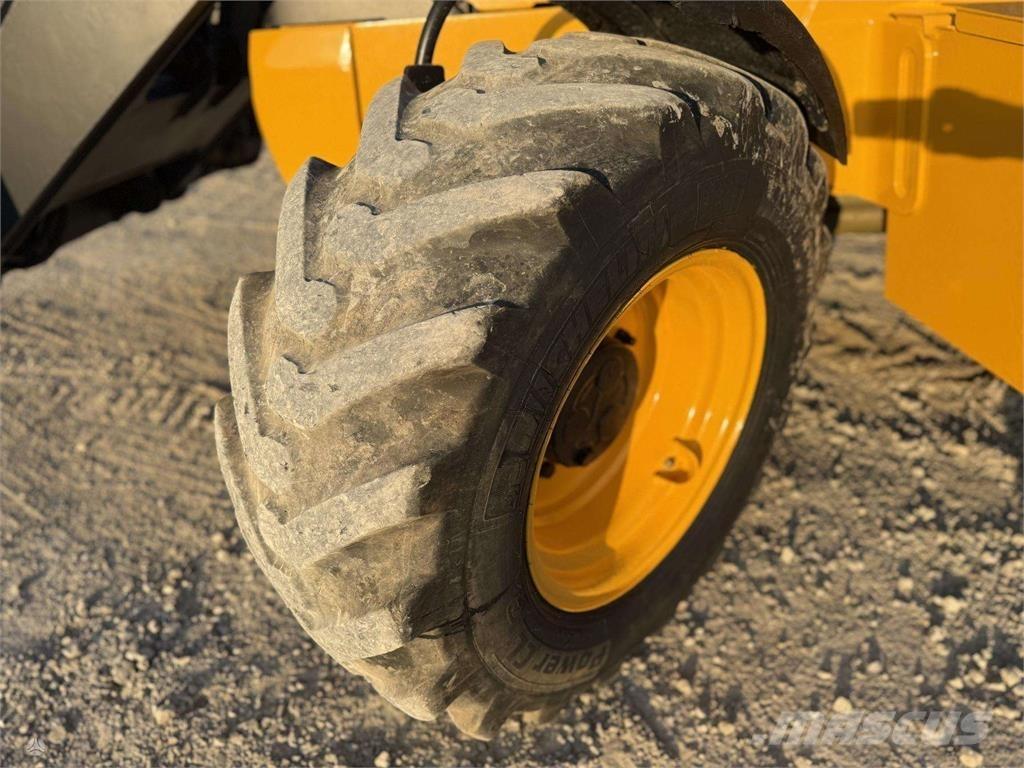 Volvo BL 71 Backhoe