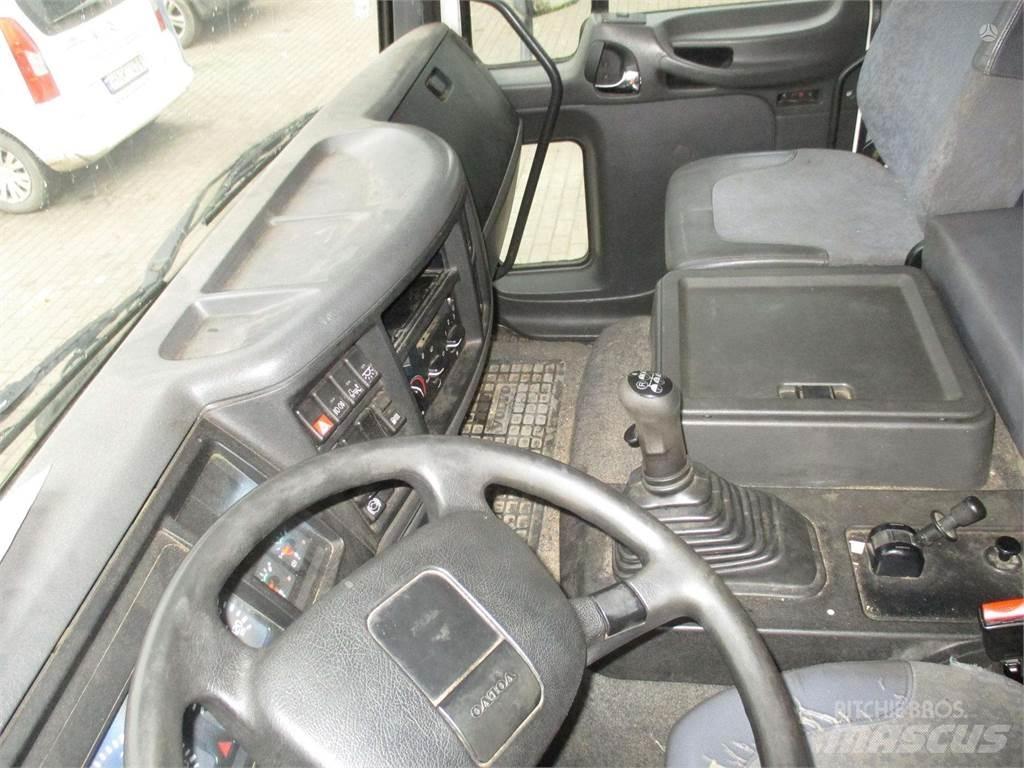Volvo FL6 Curtain sider trucks