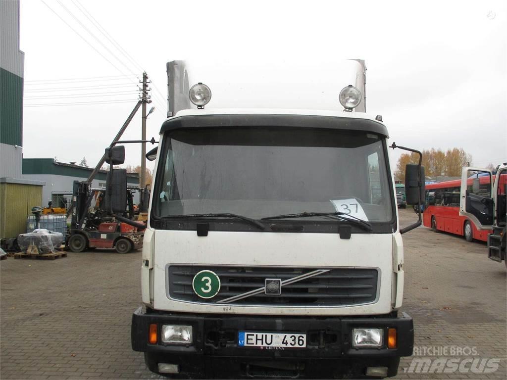Volvo FL6 Curtain sider trucks