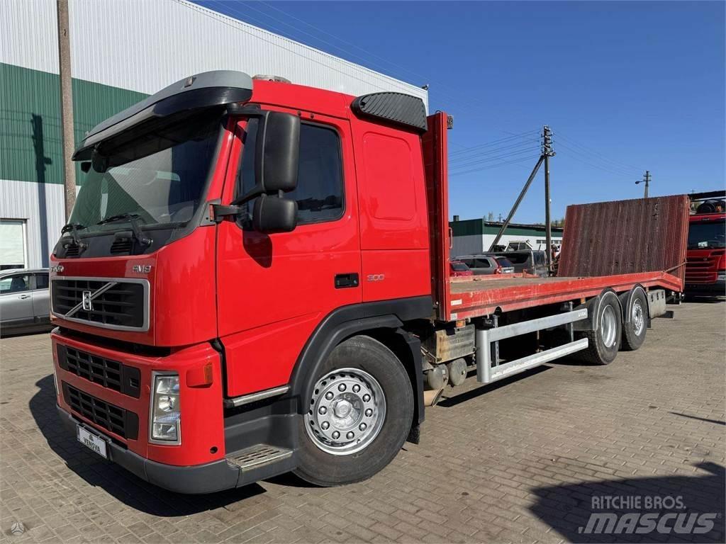 Volvo FM 9 Flatbed / Dropside trucks