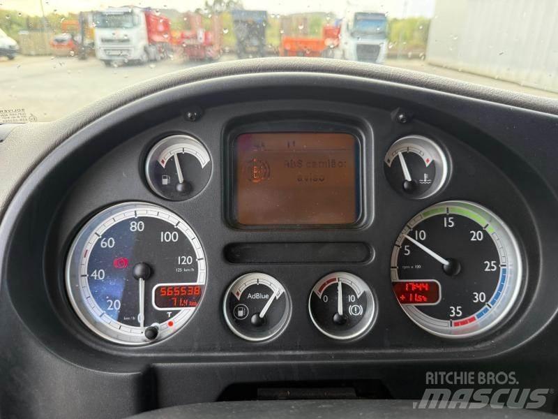 DAF LF45 220 Curtain sider trucks