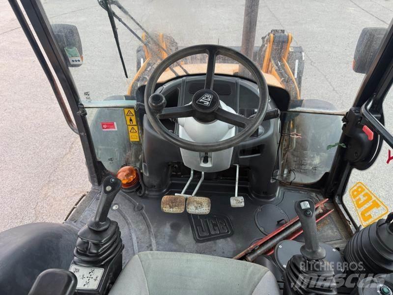 JCB 3 CX Backhoe