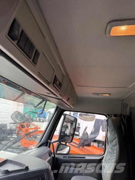 Volvo FM 420 Tipper trucks