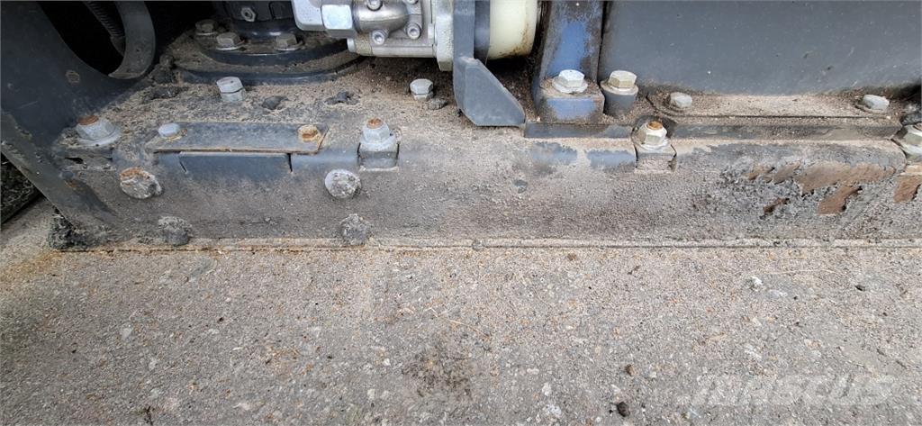 Bomag BF600P-2 Asphalt pavers