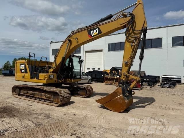 CAT 320 Crawler excavators