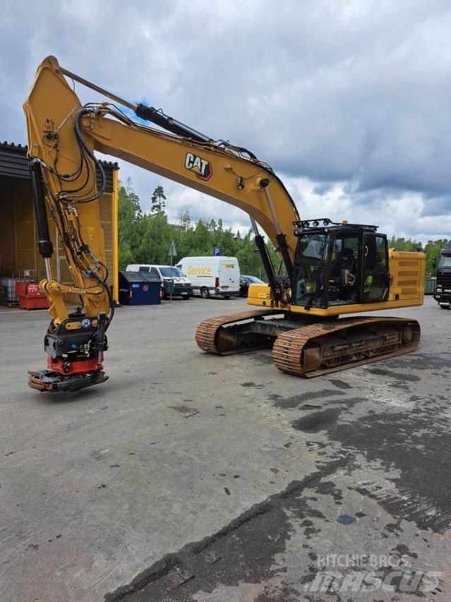 CAT 330 Crawler excavators