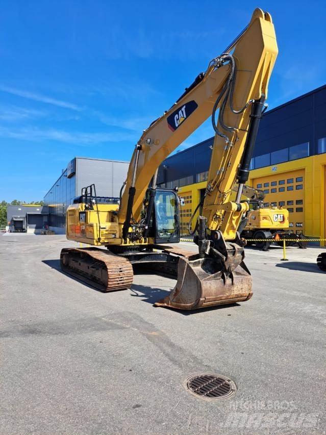 CAT 330F Crawler excavators
