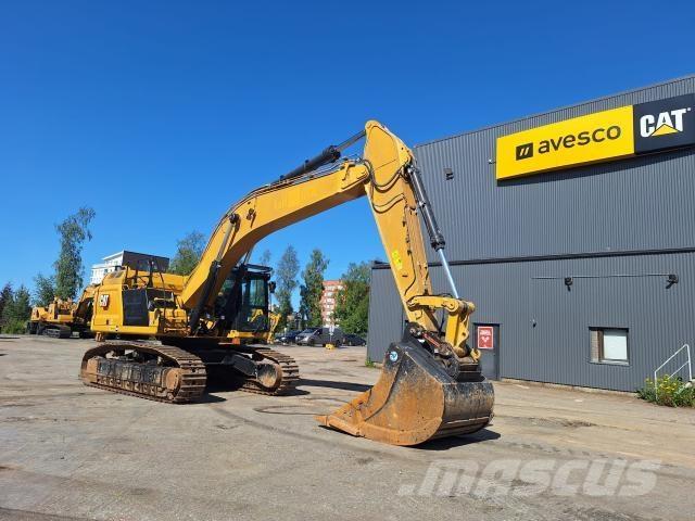 CAT 352 Crawler excavators