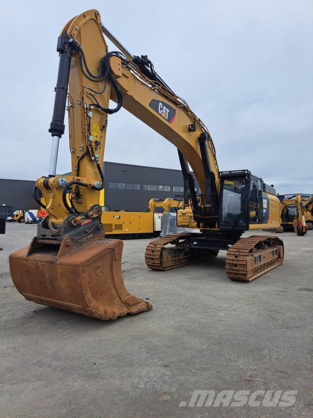 CAT 352F XE Crawler excavators