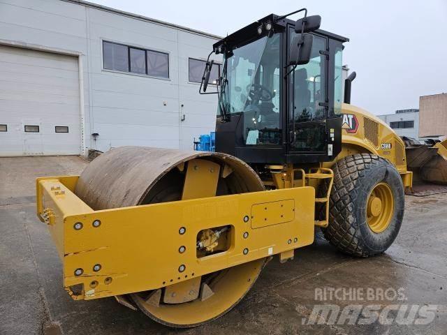 CAT CS66B Single drum rollers