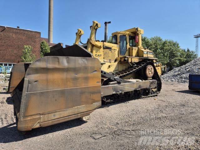 CAT D10N Crawler dozers