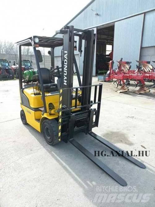 Hyundai 15L-7M Farm machinery