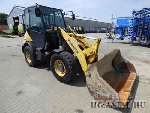 Komatsu 65 Wheel loaders