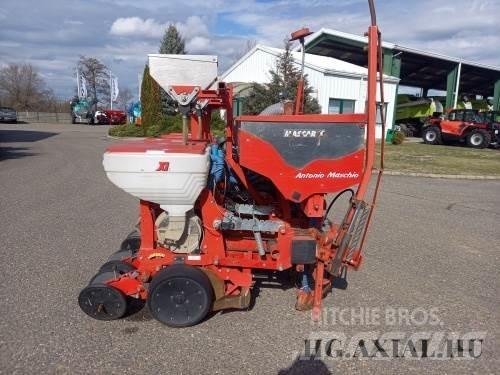 Mascar 6 Sowing machines