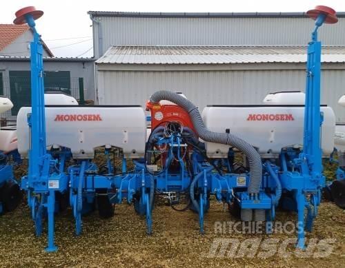 Monosem NG Plus 6 Sowing machines