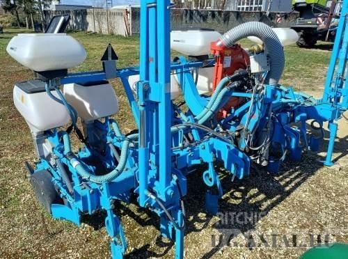 Monosem NG Plus 6 Sowing machines