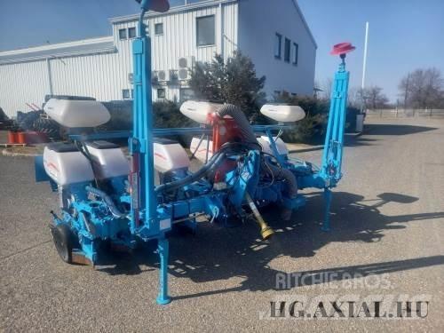 Monosem NG Plus 6 Sowing machines