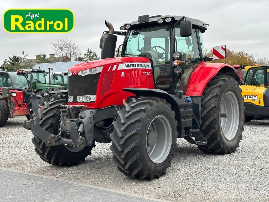 Massey Ferguson 7724 Tractors