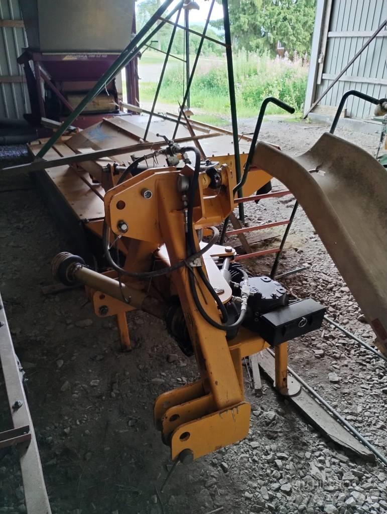 Elho Arrow NM 3200 Mower-conditioners