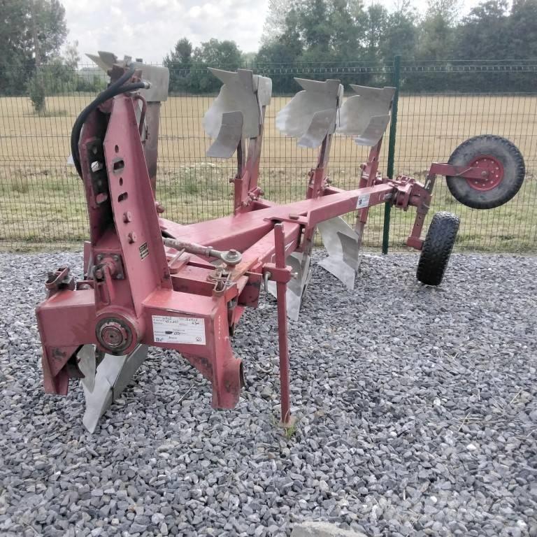 Naud RX406 Reversible ploughs