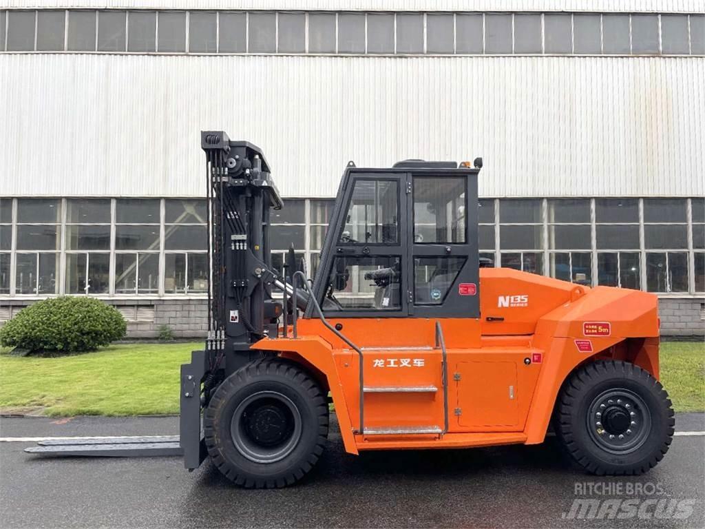 Lonking LG135DT Diesel trucks