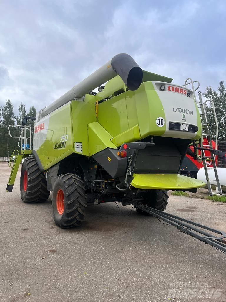 CLAAS Lexion 750 Combine harvesters