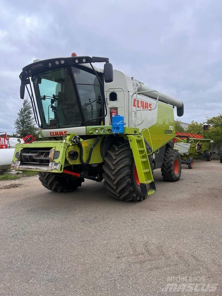 CLAAS Lexion 750 Combine harvesters