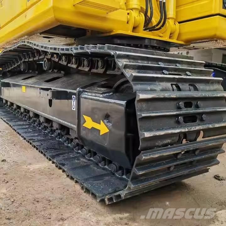 Komatsu PC220-8 Crawler excavators