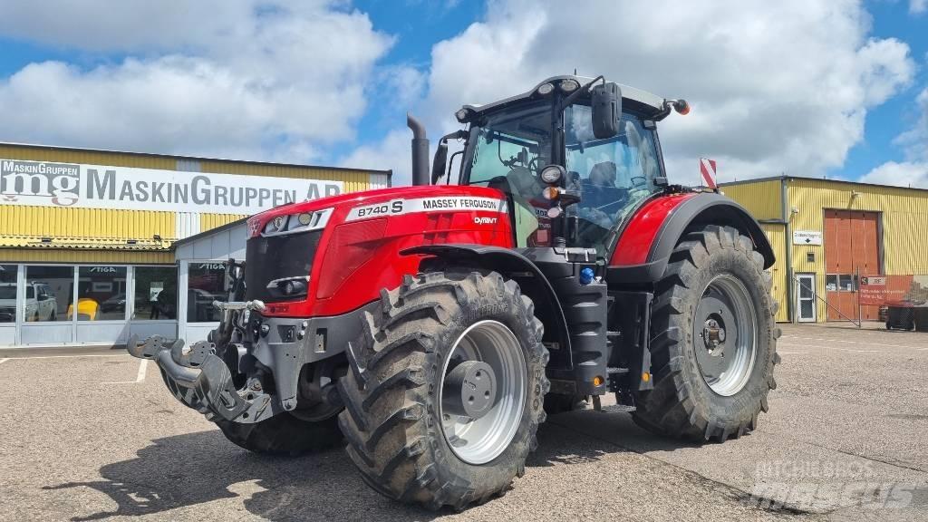Massey Ferguson 8740 Tractors