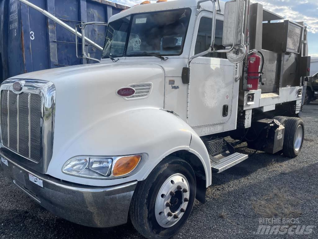 Peterbilt 330 Waste trucks