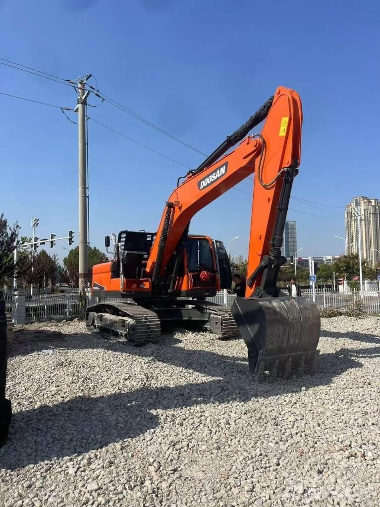 Doosan DX 225LC-9C Crawler excavators