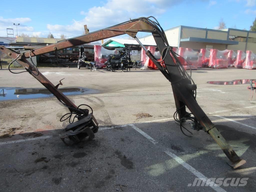 Patu 1800 Cranes and loaders