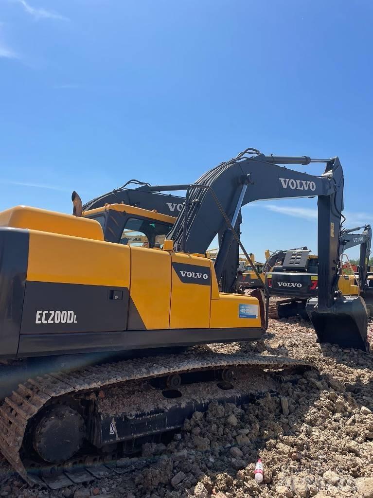 Volvo EC200 Crawler excavators