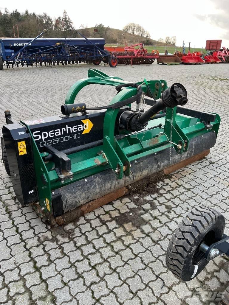 Spearhead Q 2500 HD Mowers