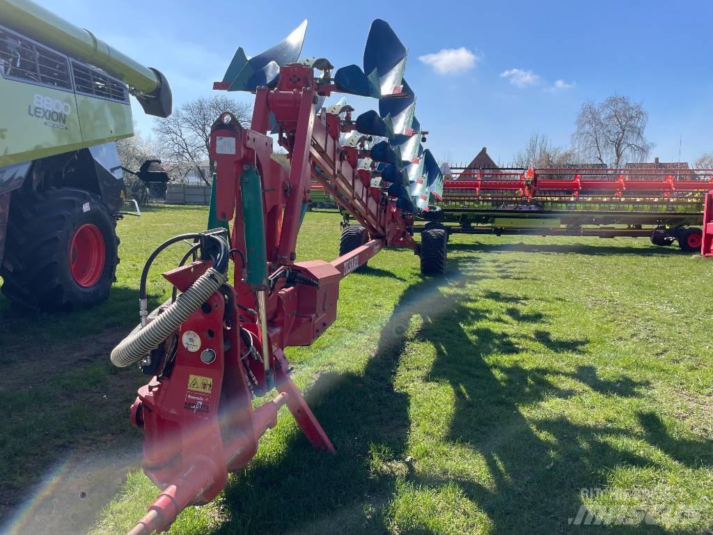 Kverneland PW100 Reversible ploughs