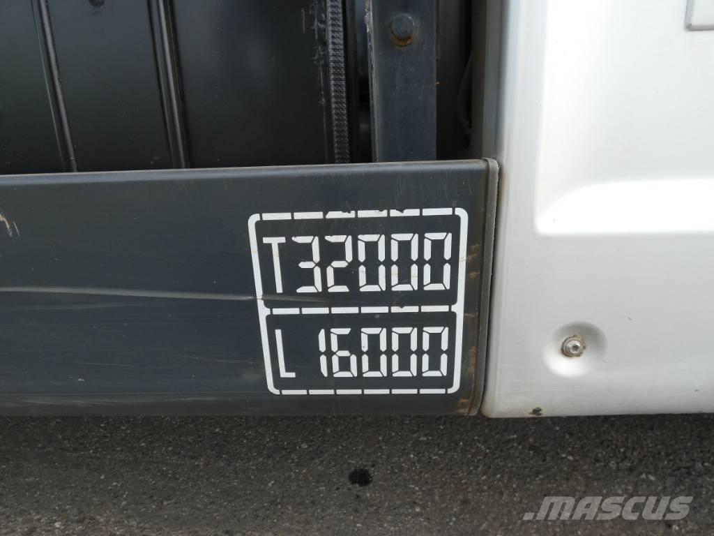 MAN TGS 35.460 Truck mounted cranes