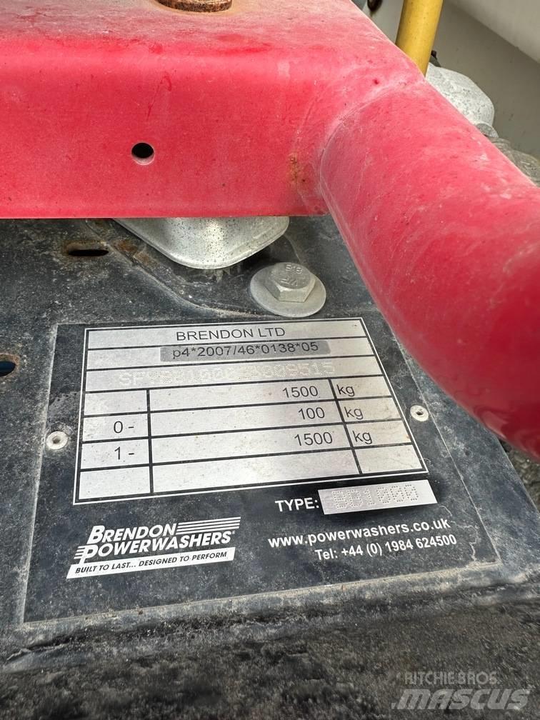  Brendan BB1000 Water bowser