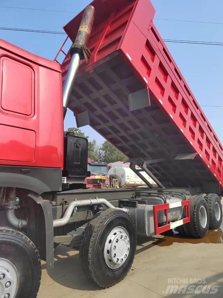 Howo 371 8x4 Tipper trucks