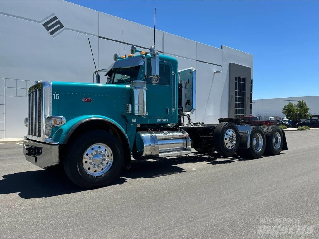 Peterbilt 388 Prime Movers