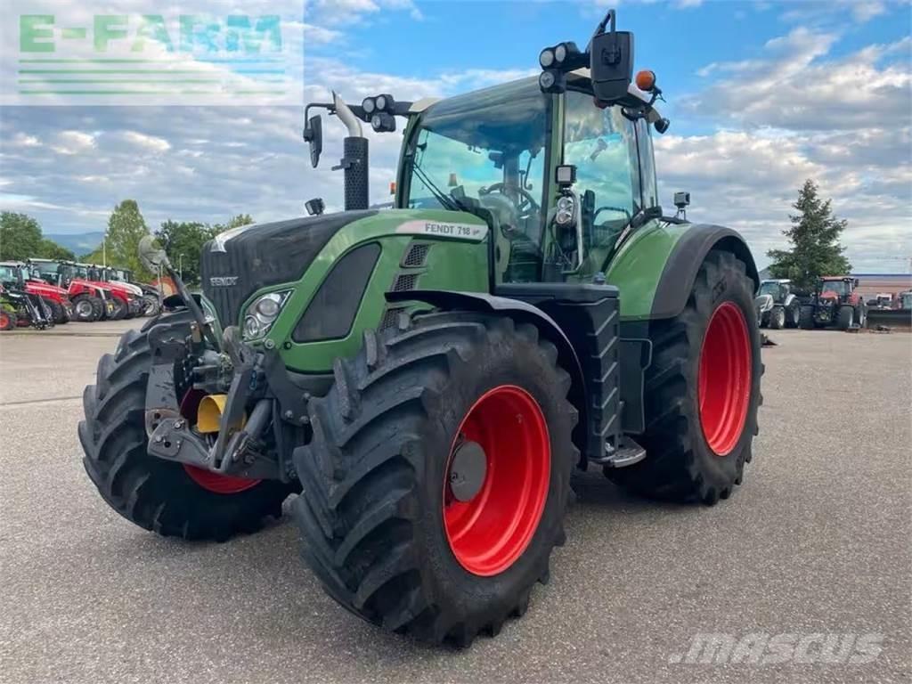 Fendt Vario 718 Tractors