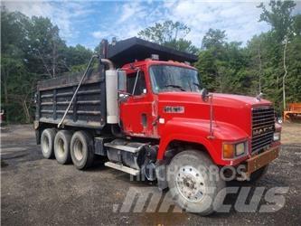 Mack CH613 Tipper trucks