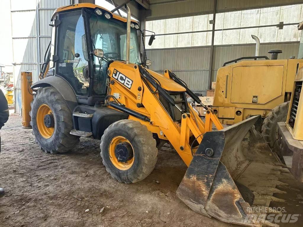 JCB 3 CX Backhoe