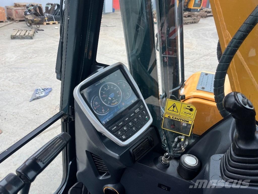 Hyundai HX140LC Crawler excavators